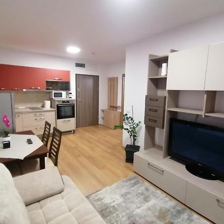 오라데아 Apartman Sarah 아파트 외부 사진