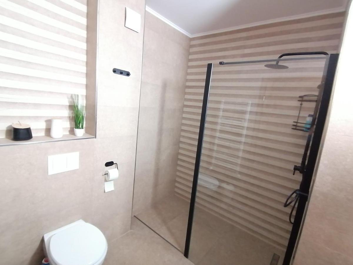 오라데아 Apartman Sarah 아파트 외부 사진