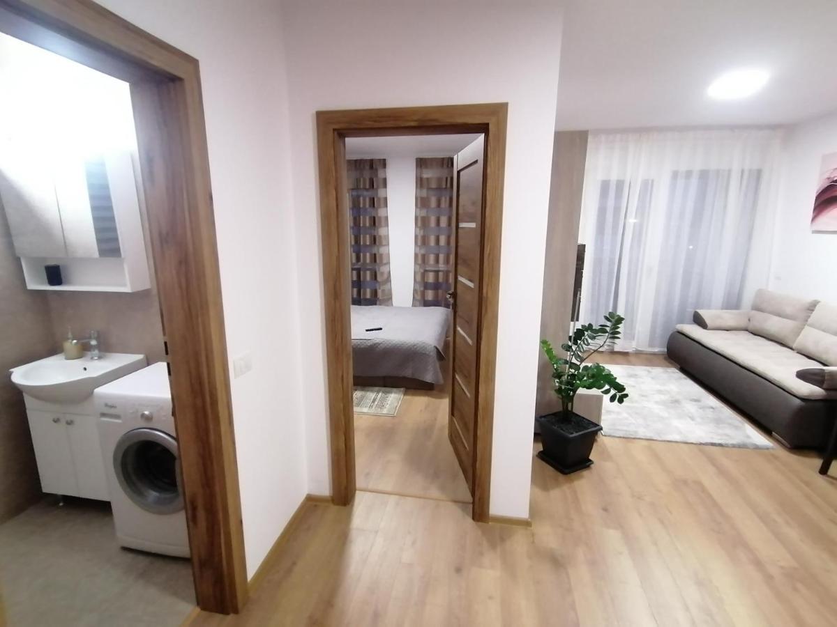 오라데아 Apartman Sarah 아파트 외부 사진