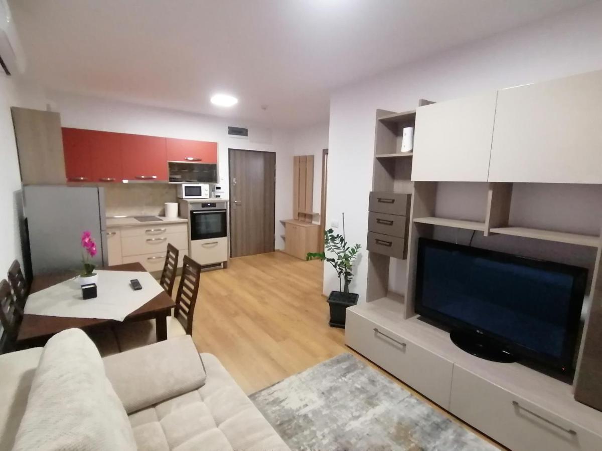 오라데아 Apartman Sarah 아파트 외부 사진