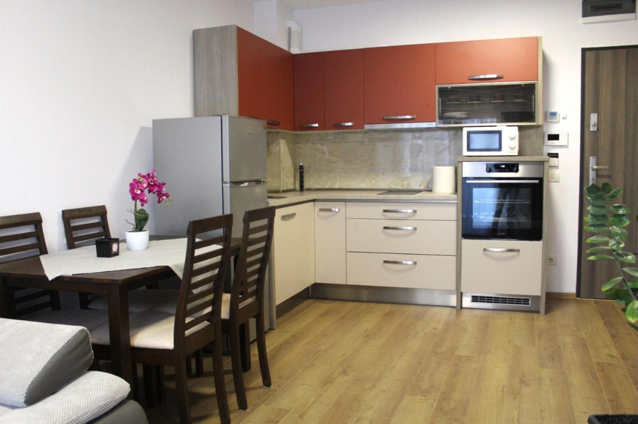 오라데아 Apartman Sarah 아파트 외부 사진