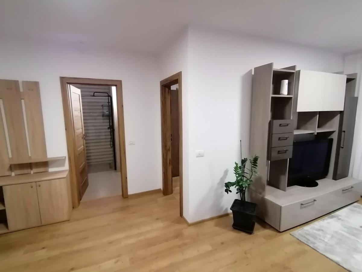 오라데아 Apartman Sarah 아파트 외부 사진